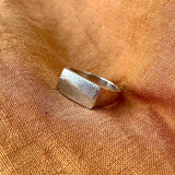 Textured Rectangular Signet