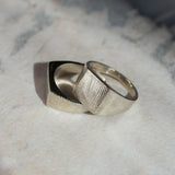 Textured Rectangular Signet