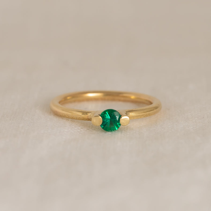 Ramie Solitaire Ring with 4mm Lab Emerald Size M 1/2